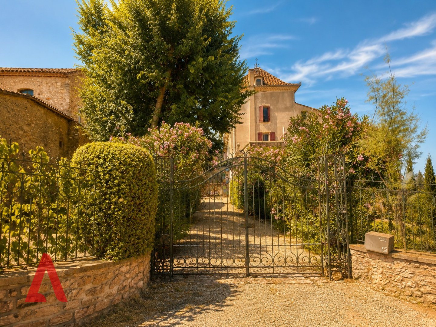 Maison à vendre, 330m², Roujan