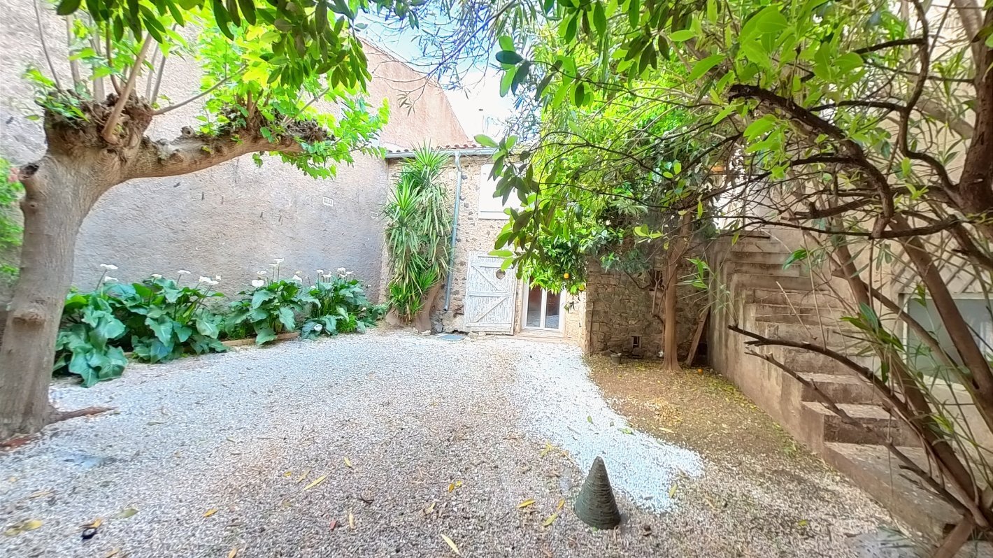 Maison à vendre, 140m², Lézignan-la-Cèbe