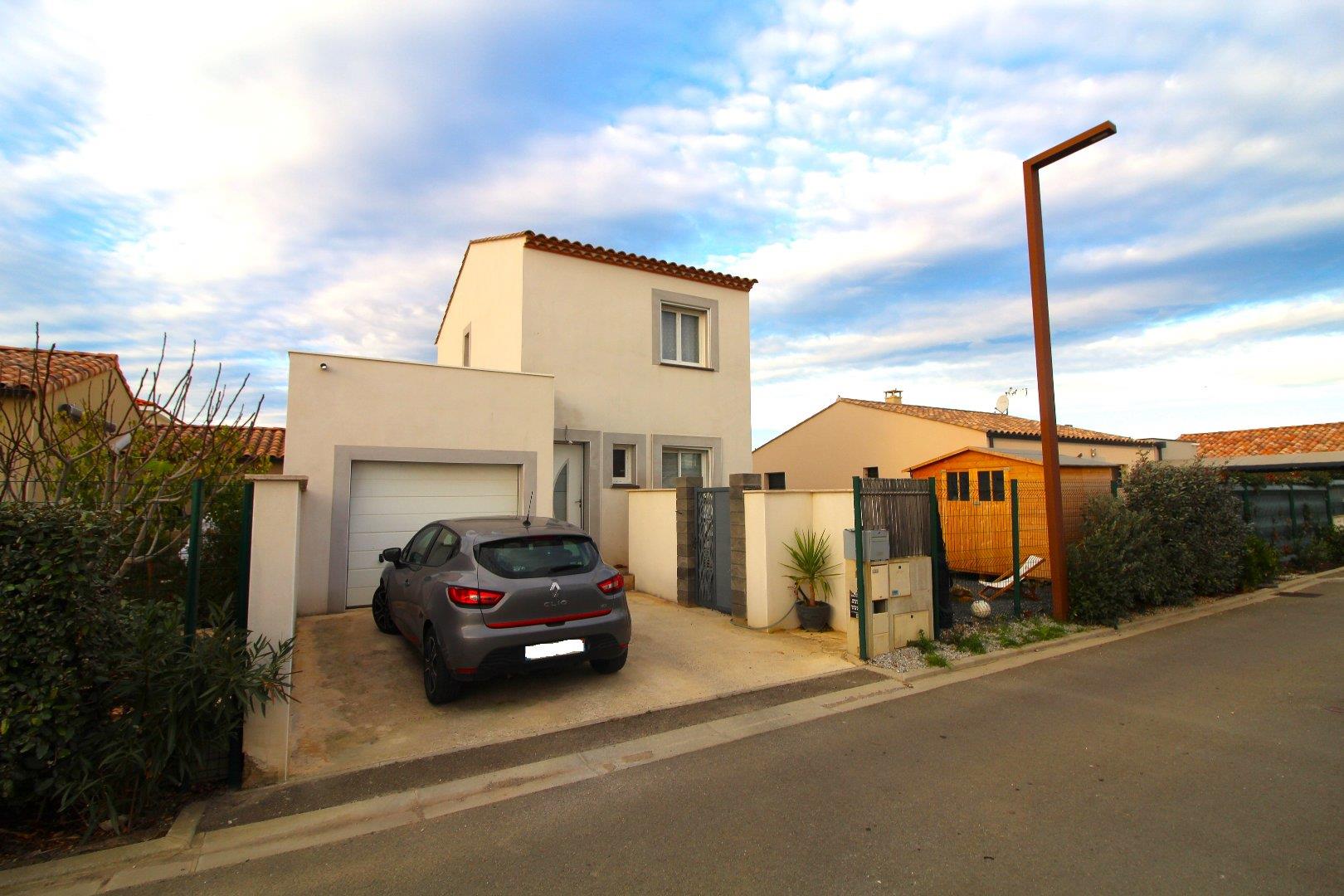 Maison à vendre, 95m², Pouzolles