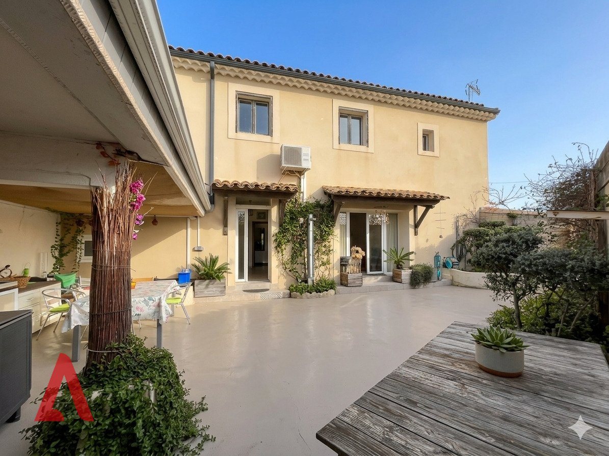 Maison à vendre, 200m², Roujan