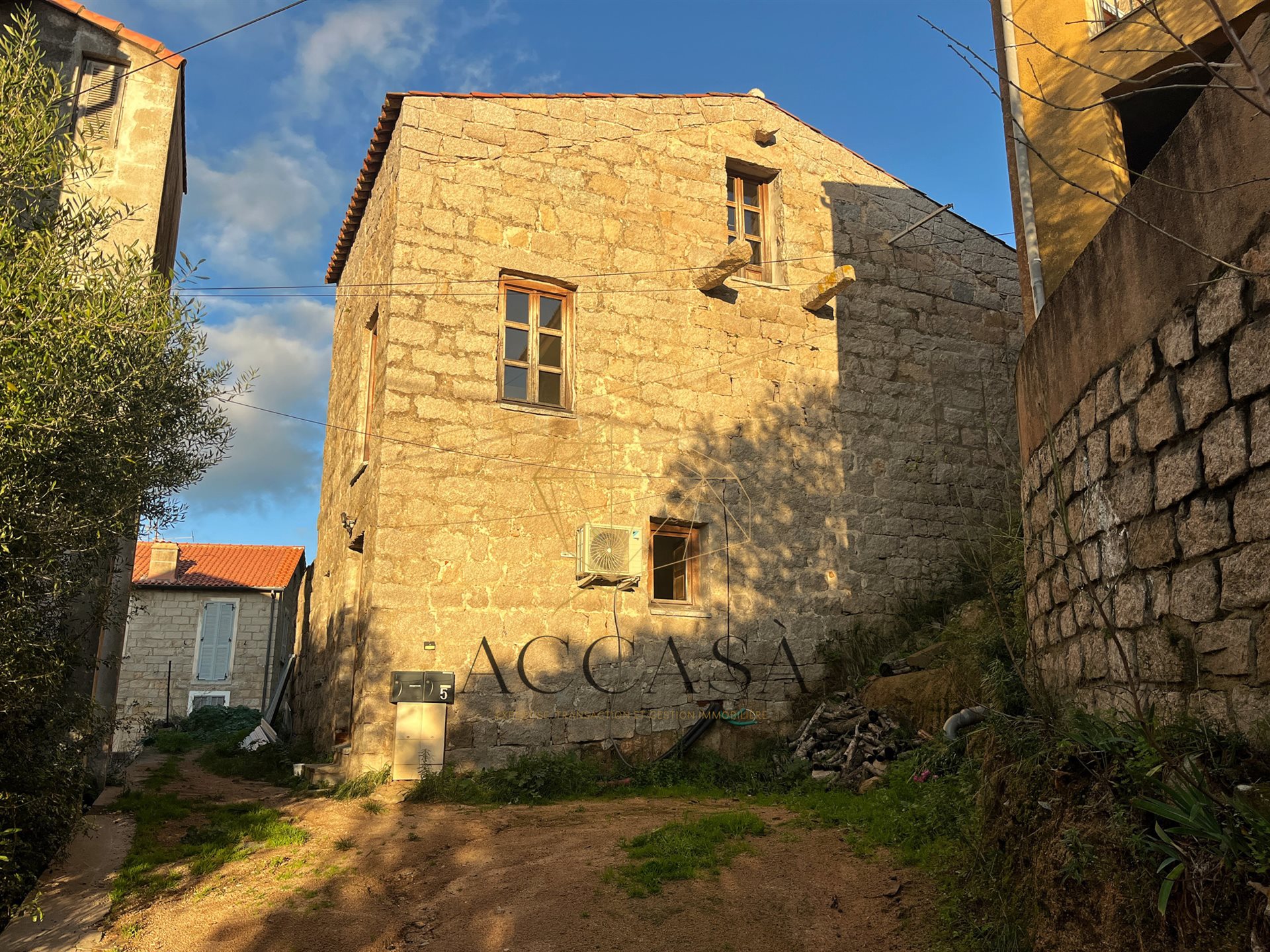 Maison à vendre, 79m², Figari