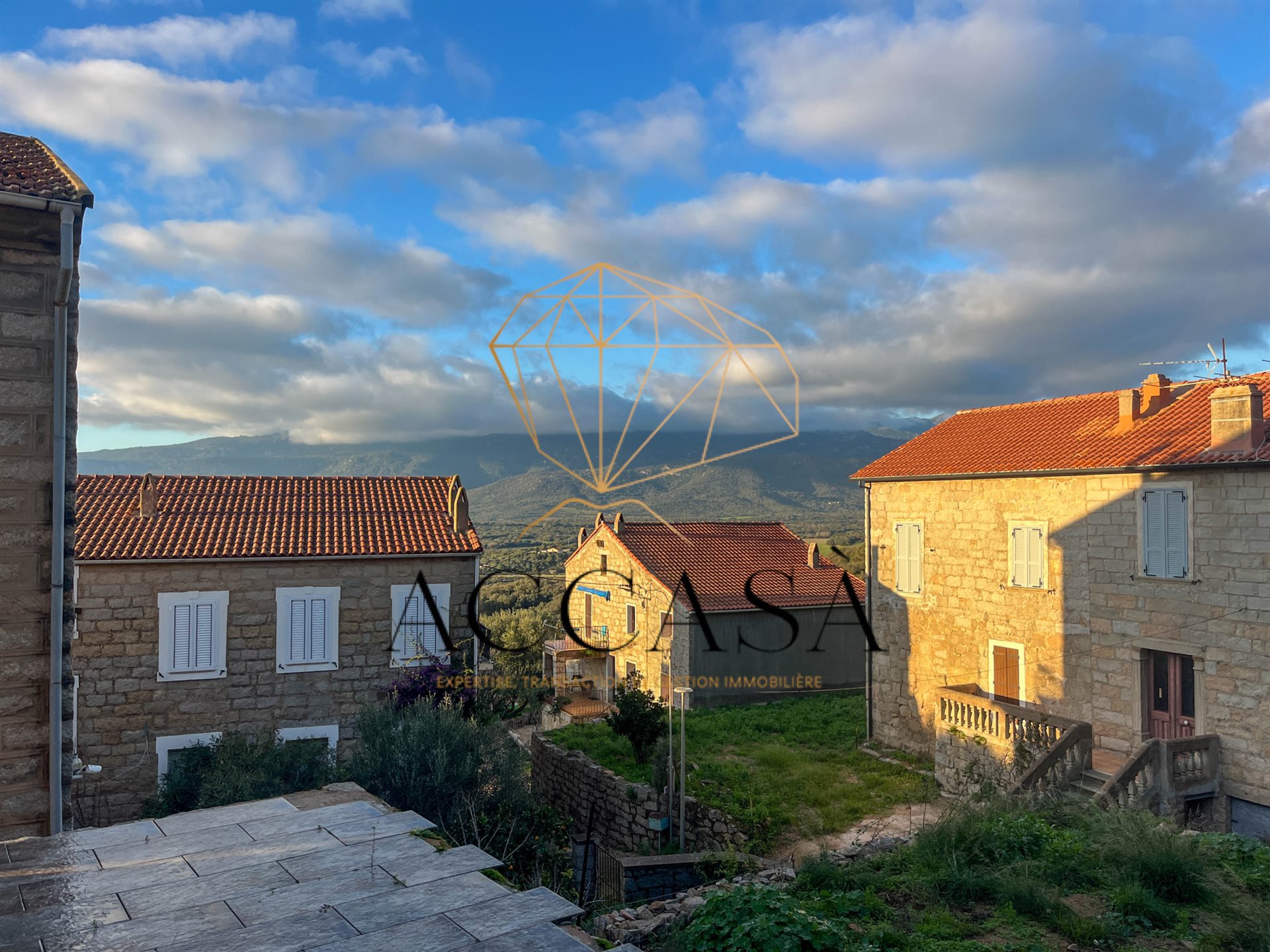 Maison à vendre, 79m², Figari