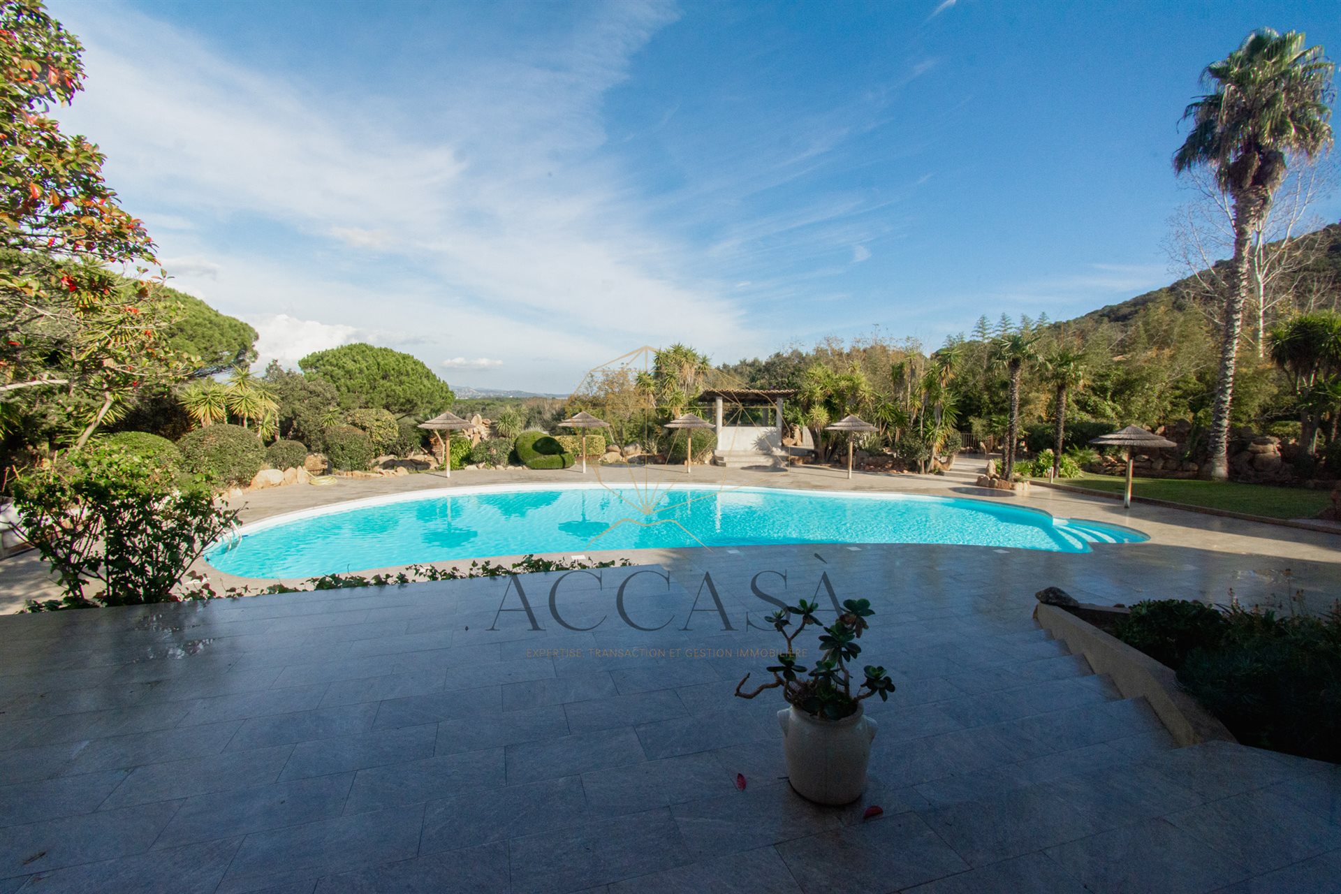 Maison à vendre, 1171m², Porto-Vecchio
