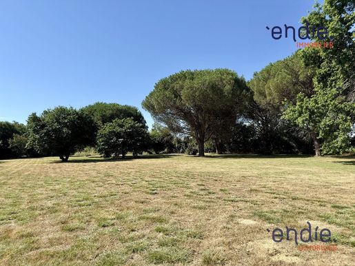 Maison 5 pièces 146 m² · à Grenade · 146 m² · 350 000 €