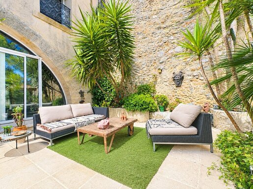 Maison 7 pièces 240 m² · à Saint-Georges-d'Orques · 240 m² · 660 000 €