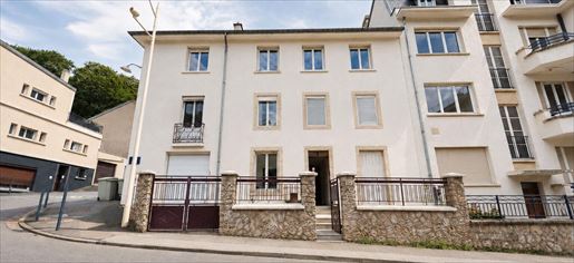 27 m² — Nancy (Meurthe-et-Moselle) · 27 m² · 125 457 €