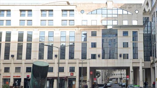 5 pièces 40 m² · à Sèvres · 40 m² · 330 000 €
