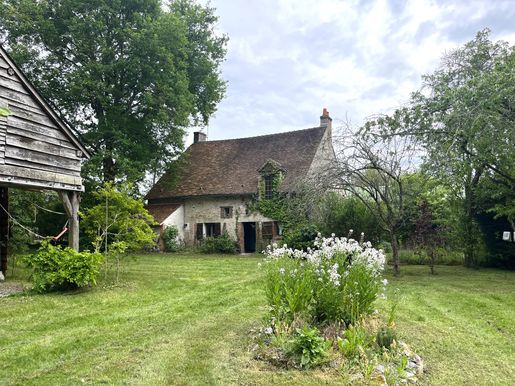 Maison 6 pièces 155 m² · à Varennes-Changy · 155 m² · 298 000 €