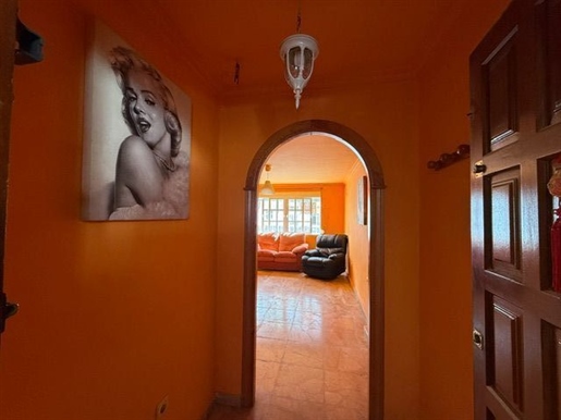 Advert pic 0