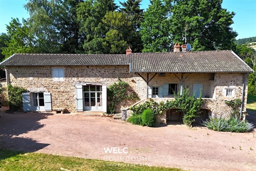 Maison 9 pièces 240 m² · à Cluny · 240 m² · 360 000 €