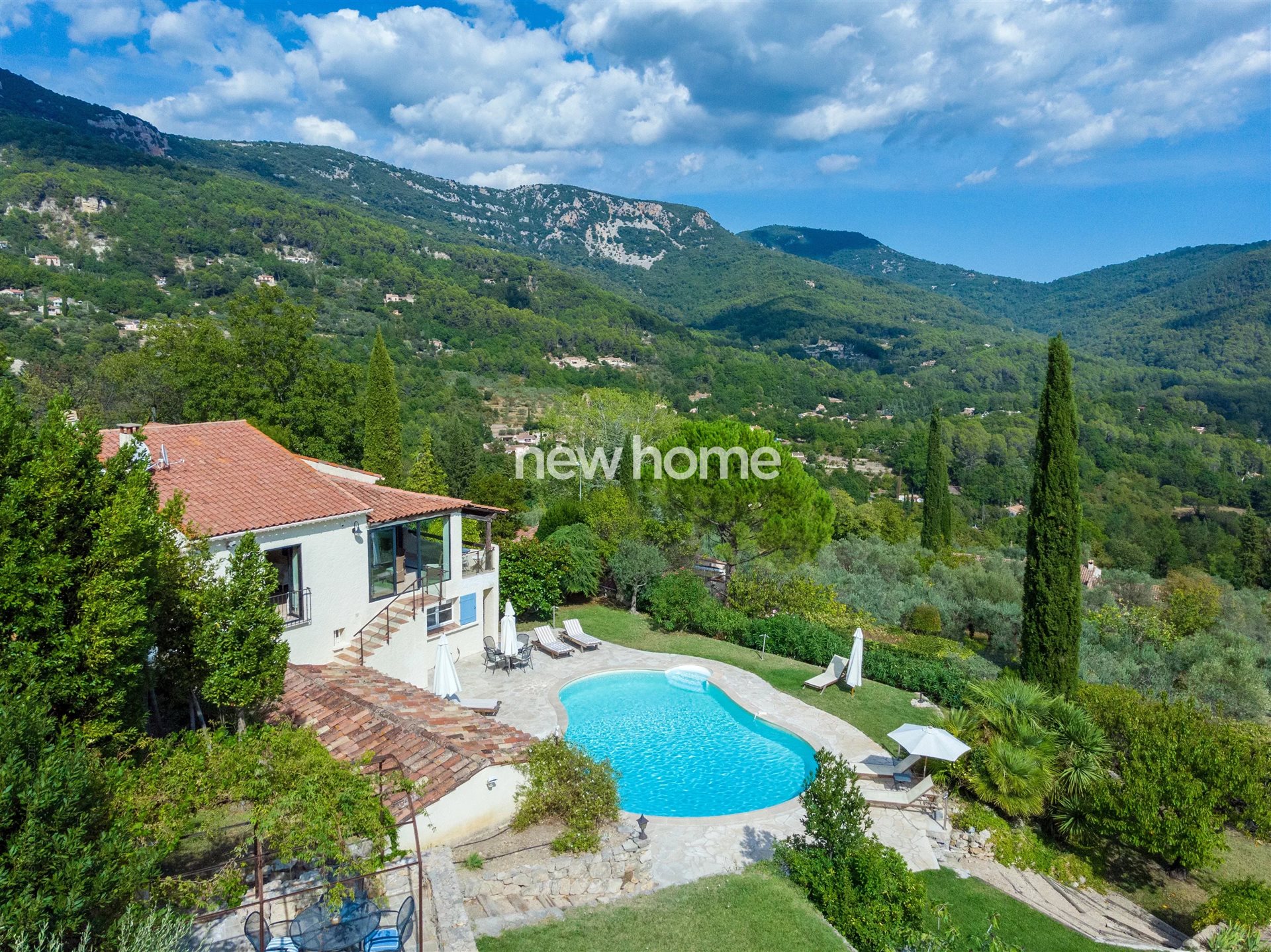 Maison à vendre, 192m², Bargemon