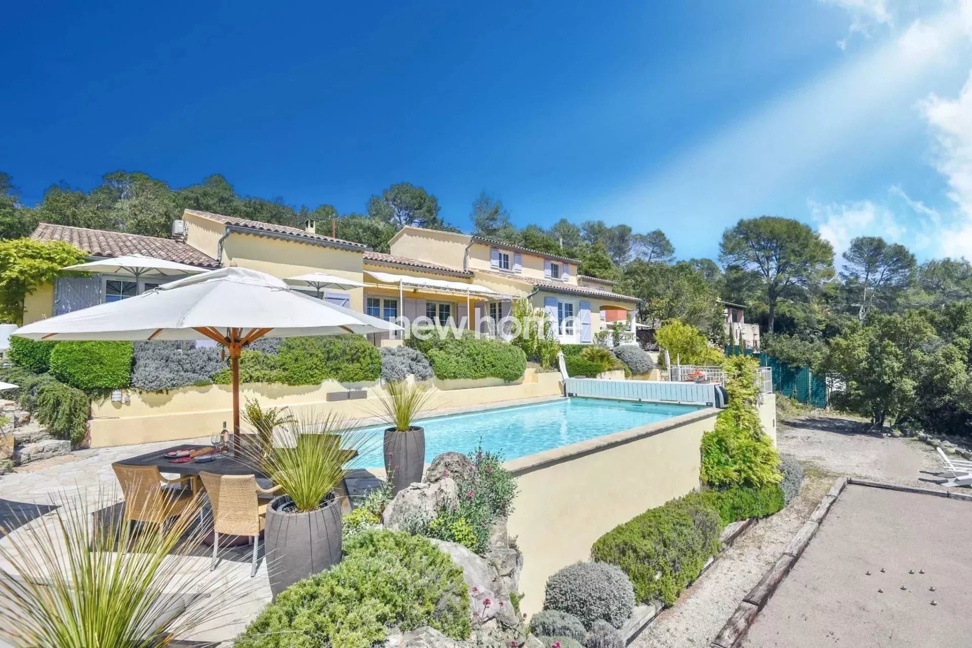 Maison à vendre, 254m², Entrecasteaux