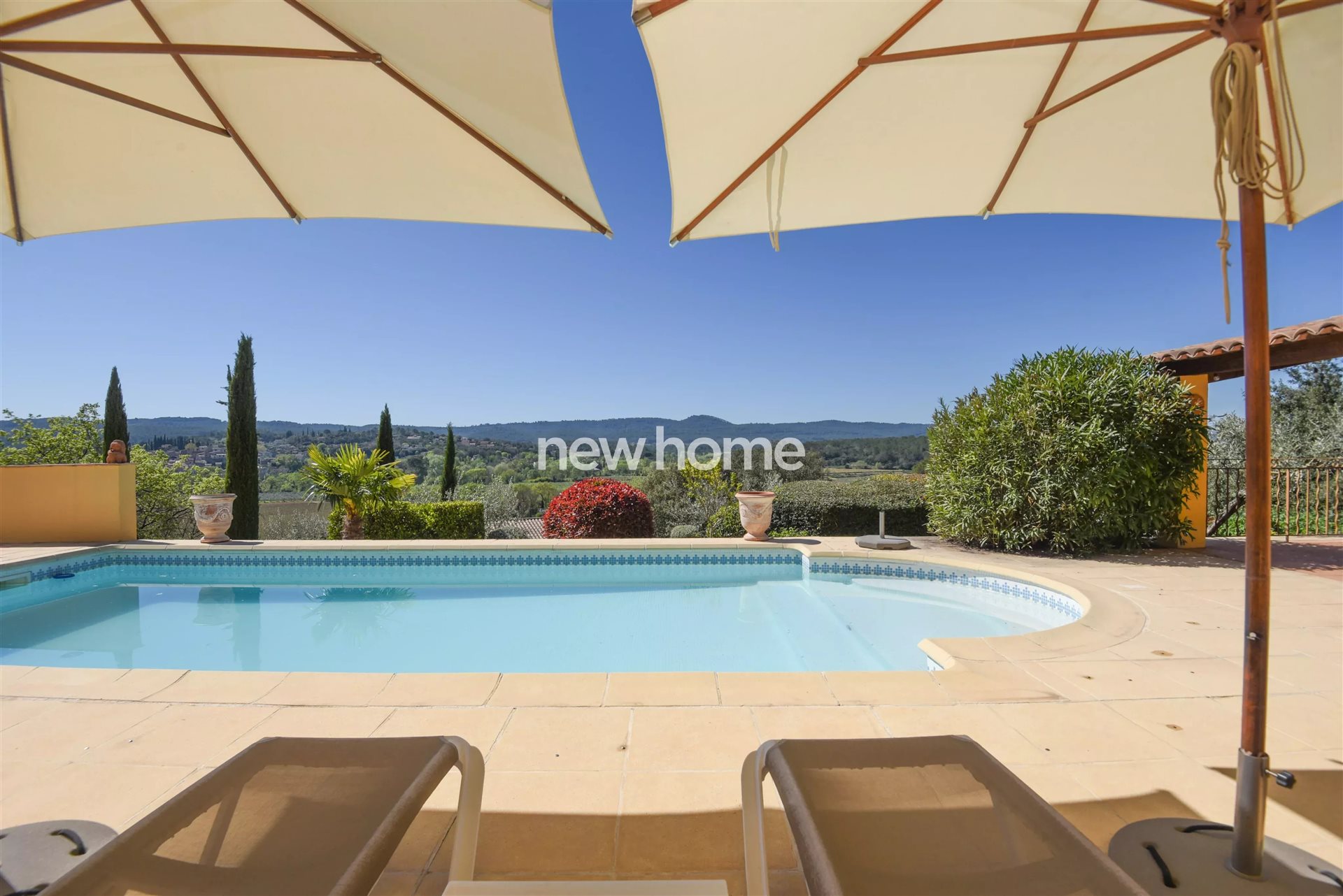 Maison à vendre, 162m², Carcès