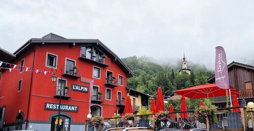 Local commercial 20 pièces 723 m² · à Landry (les Arcs) · 723 m² · 570 000 €