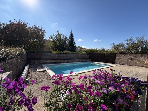 Maison 6 pièces 230 m² · au Sequestre · 230 m² · 575 000 €