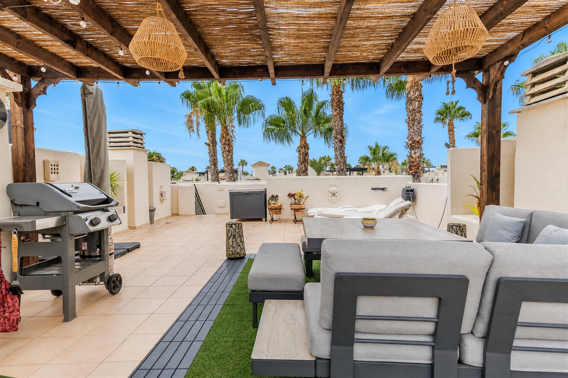 Penthouse 2 chambres 2 salles de bains à Roda Golf