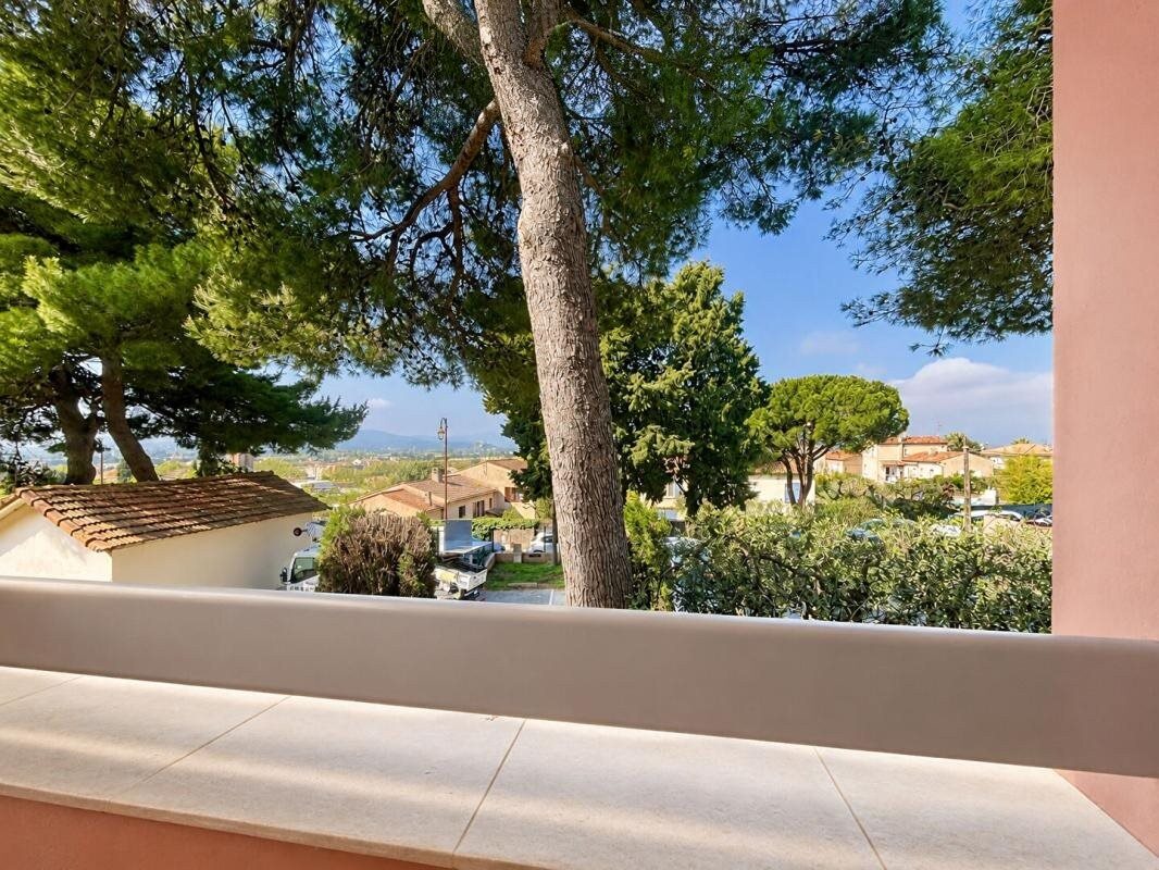 Appartement à vendre, 55m², Fréjus