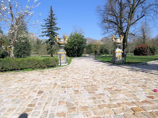 Maison 19 pièces 830 m² · à Provins · 830 m² · 3 950 000 €