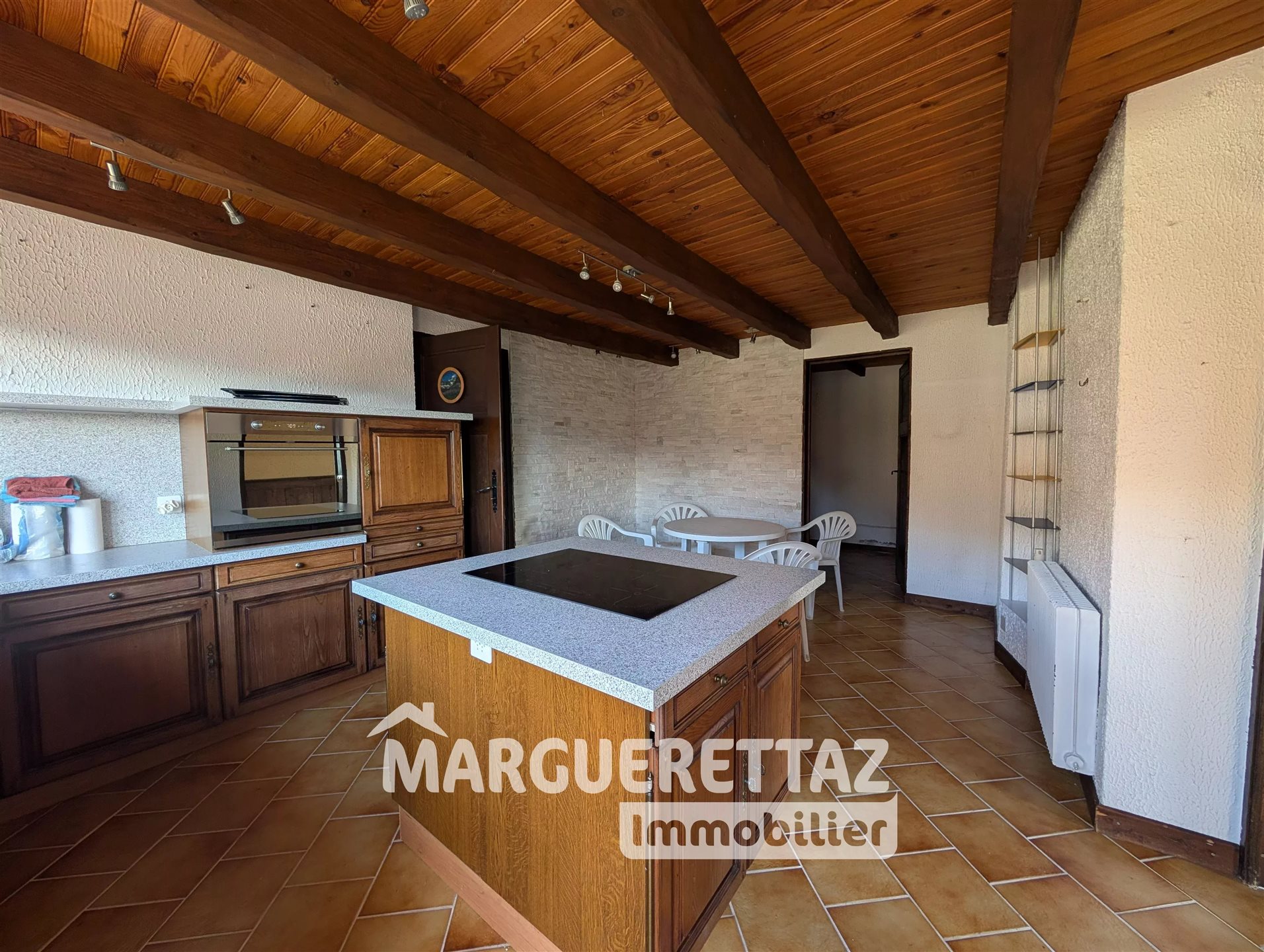 Maison à vendre, 300m², Onnion