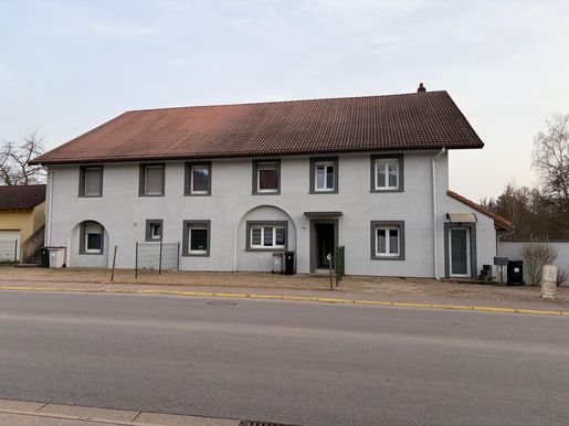 Immeuble 278 m² · à Étival-Clairefontaine · 278 m² · 310 000 €