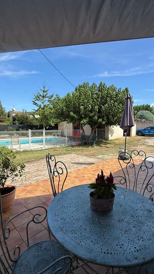 Maison 8 pièces 235 m² · à Lambesc · 235 m² · 770 000 €