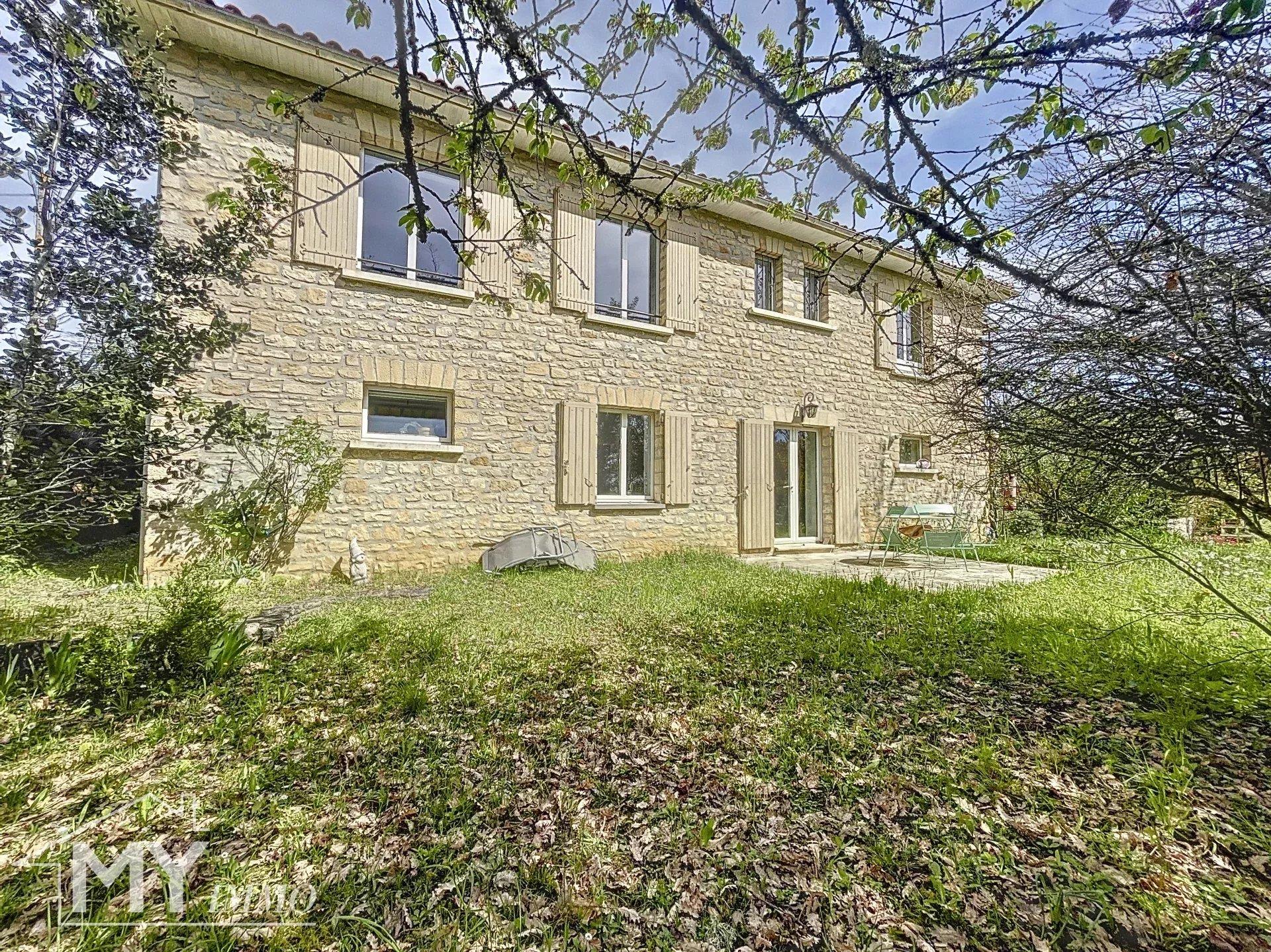 Maison à vendre, 160m², Sarlat-la-Canéda