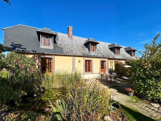 Maison 5 pièces 160 m² · aux Baux-de-Breteuil · 160 m² · 249 000 €