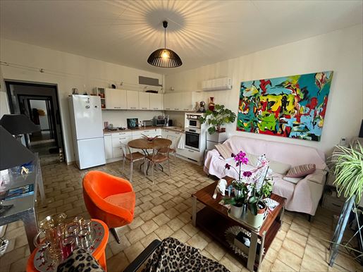 3 pièces 63 m² · à Malaucène · 63 m² · 152 000 €