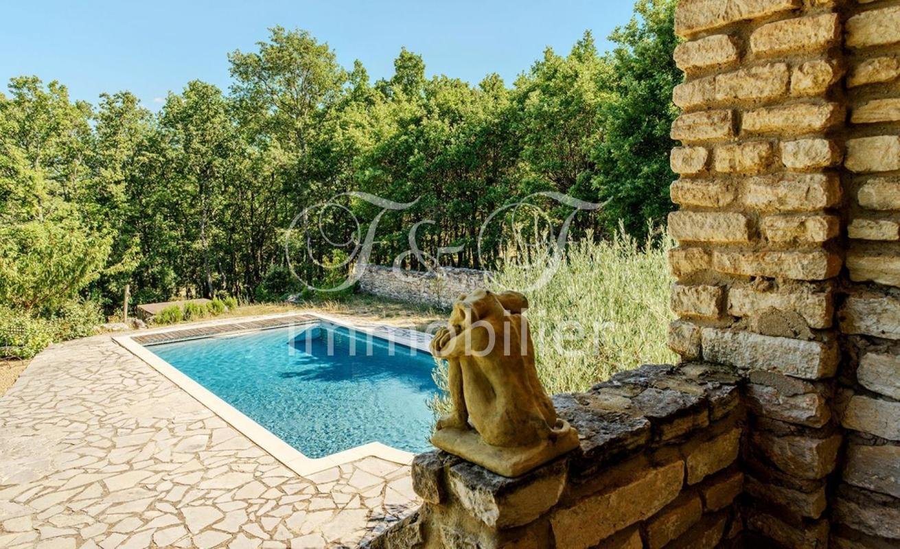Maison à vendre, 177m², Murs