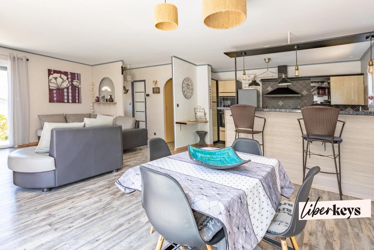 Maison à vendre, 135m², Vinassan