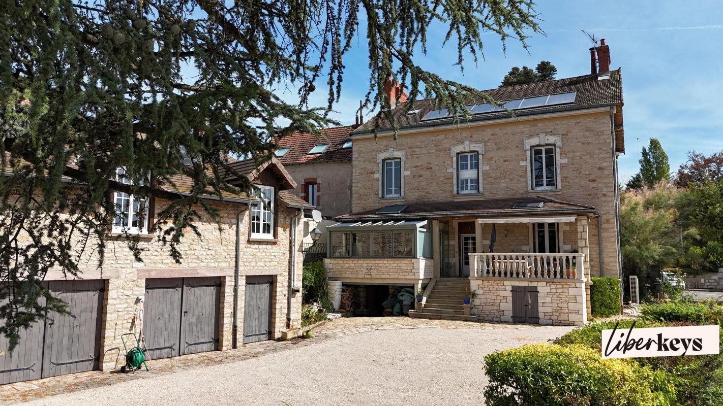 Maison à vendre, 266m², Saint-Gengoux-le-National