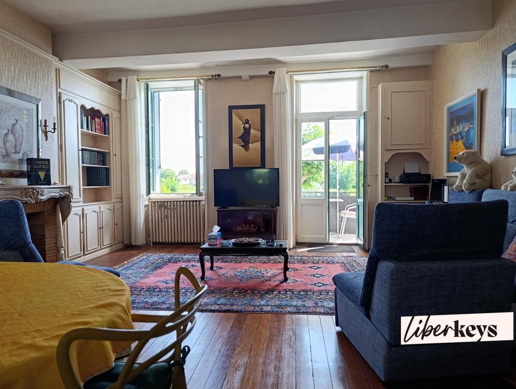 Appartement à vendre, 229m², Tournus