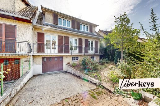 Maison 5 pièces 121 m² · à Saint-Mard · 121 m² · 299 000 €
