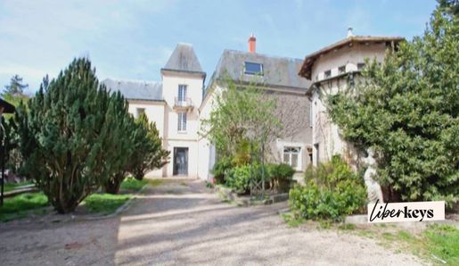 Maison 16 pièces 440 m² · à Saint-Chéron · 440 m² · 1 155 000 €
