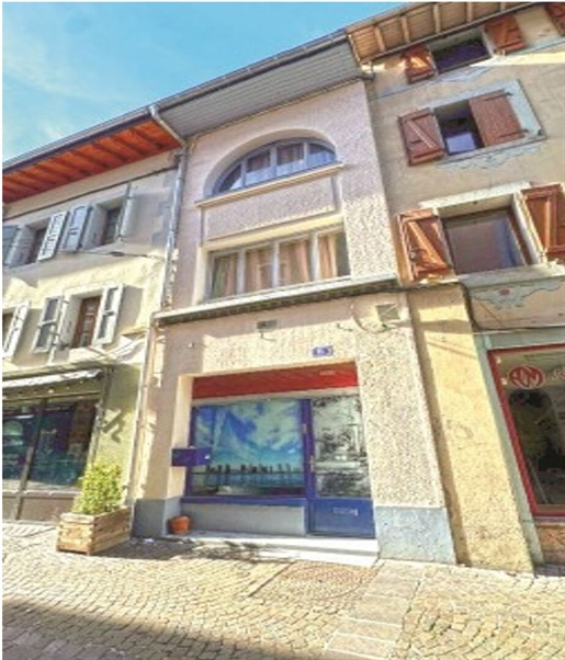 Immeuble 4 pièces 85 m² · à Thonon-les-Bains · 85 m² · 255 000 €