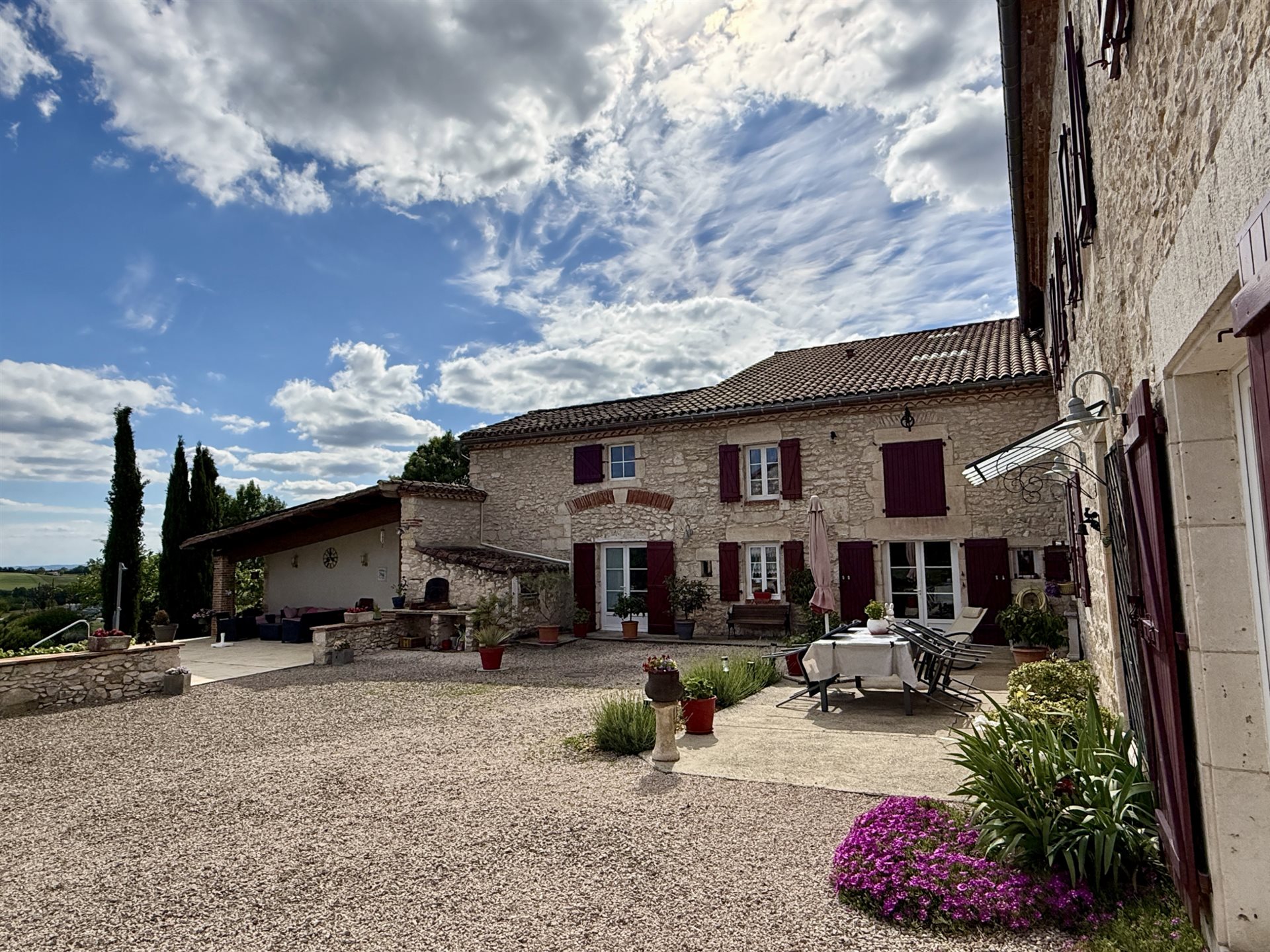 Maison à vendre, 238m², Taïx