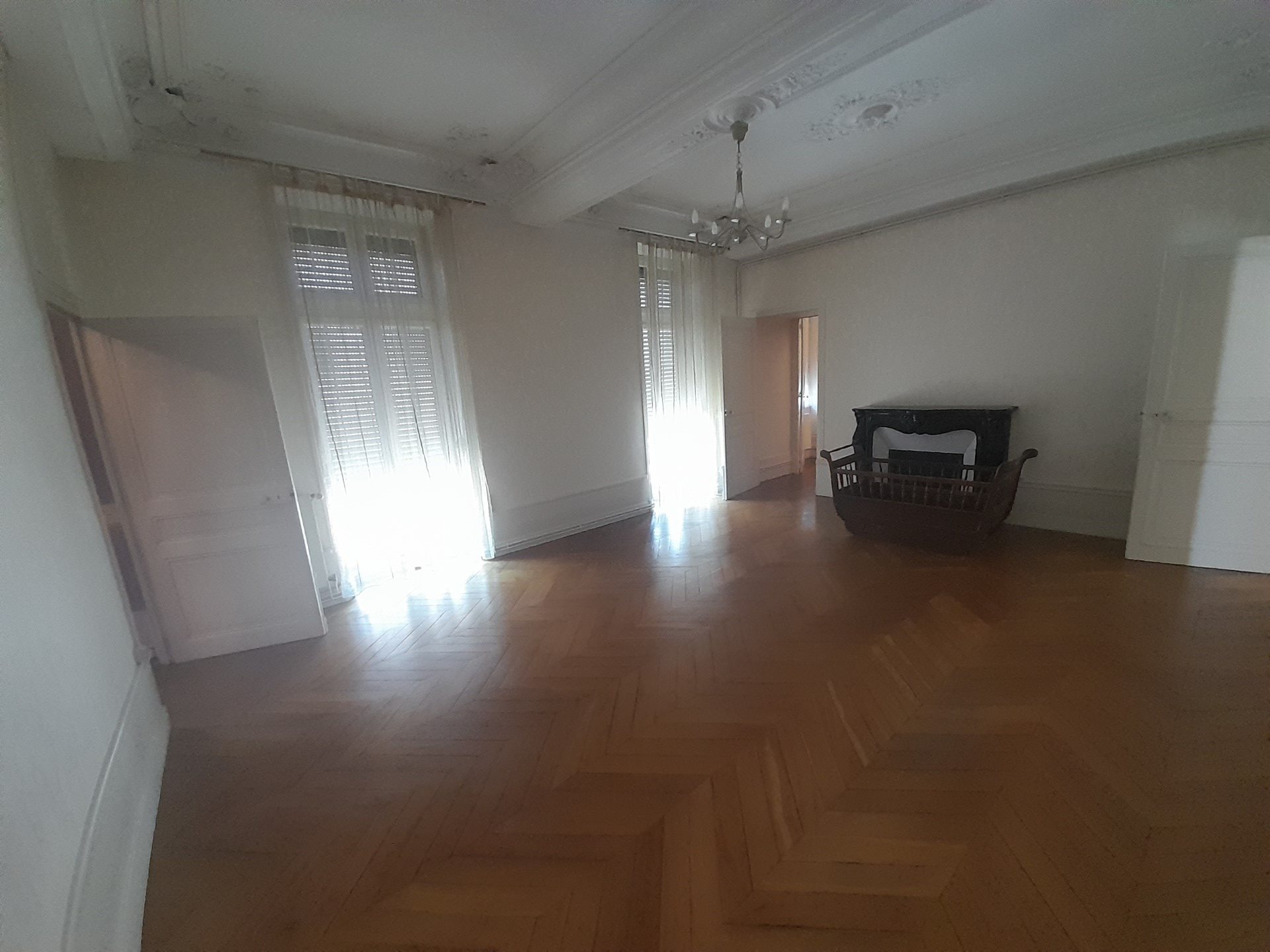 Maison à vendre, 360m², Nuits-Saint-Georges