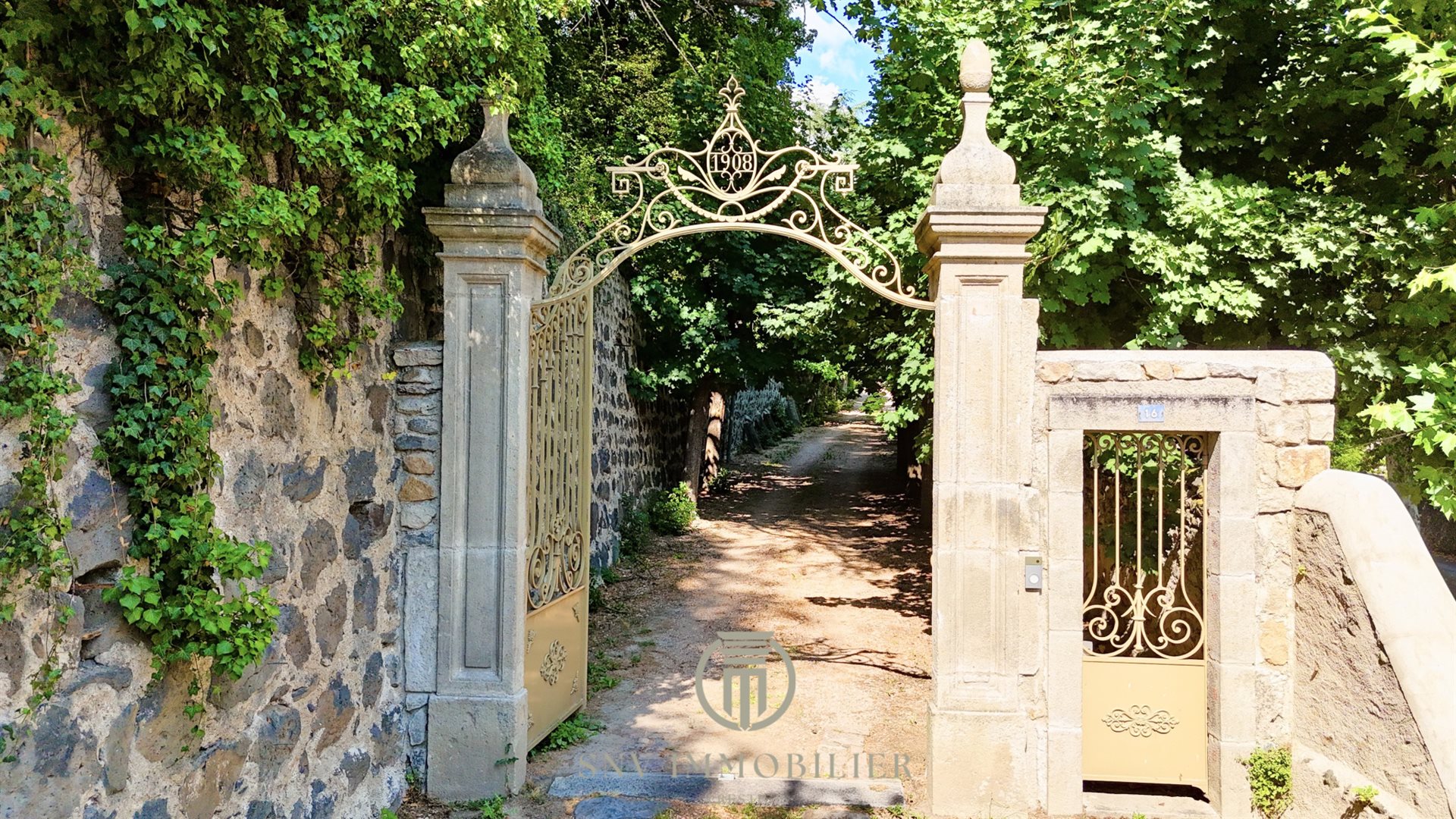 Maison à vendre, 306m², Le Puy-en-Velay