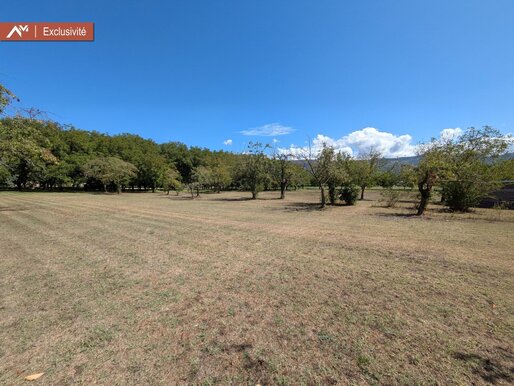 Terrain, terrain 991 m² — Saint-Marcellin (Isère) · 115 000 €