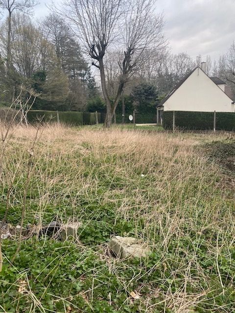 Terrain 3289 m² · au Mée-sur-Seine · 250 000 €