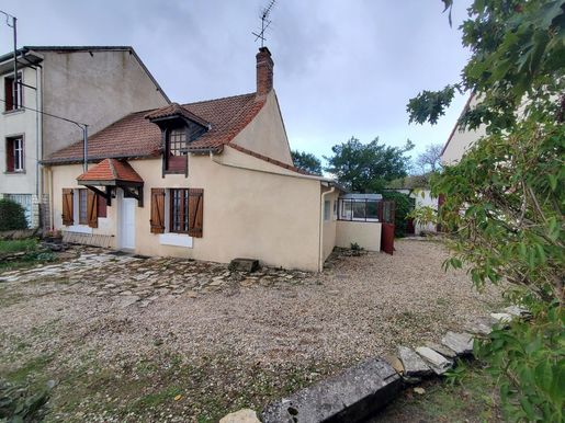 Maison 3 pièces 60 m² · à Vierzon · 60 m² · 75 000 €
