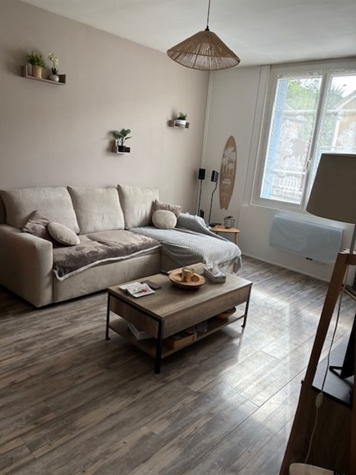 5 pièces 100 m² · à Villeneuve-la-Guyard · 100 m² · 197 000 €