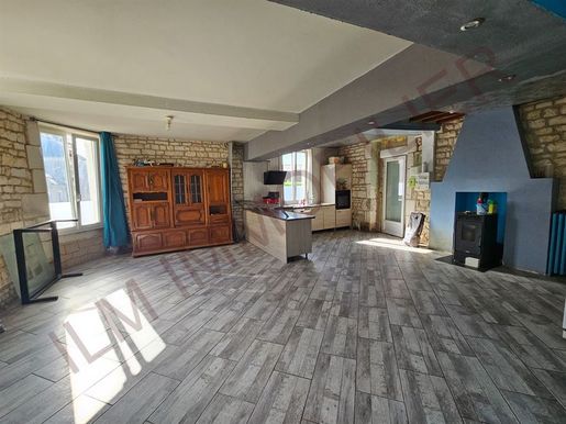 Maison 6 pièces 127 m² · à Vincelles · 127 m² · 139 900 €