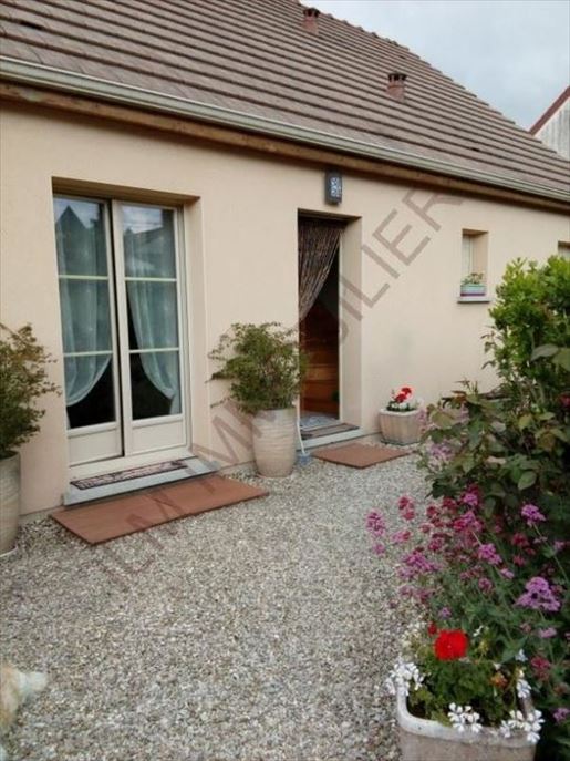 6 pièces 135 m² · à Vincelles · 135 m² · 257 000 €