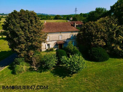 Maison 4 pièces 146 m² · à Fongrave · 146 m² · 109 000 €