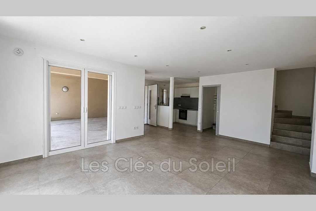 Maison à vendre, 81m², Flassans-sur-Issole