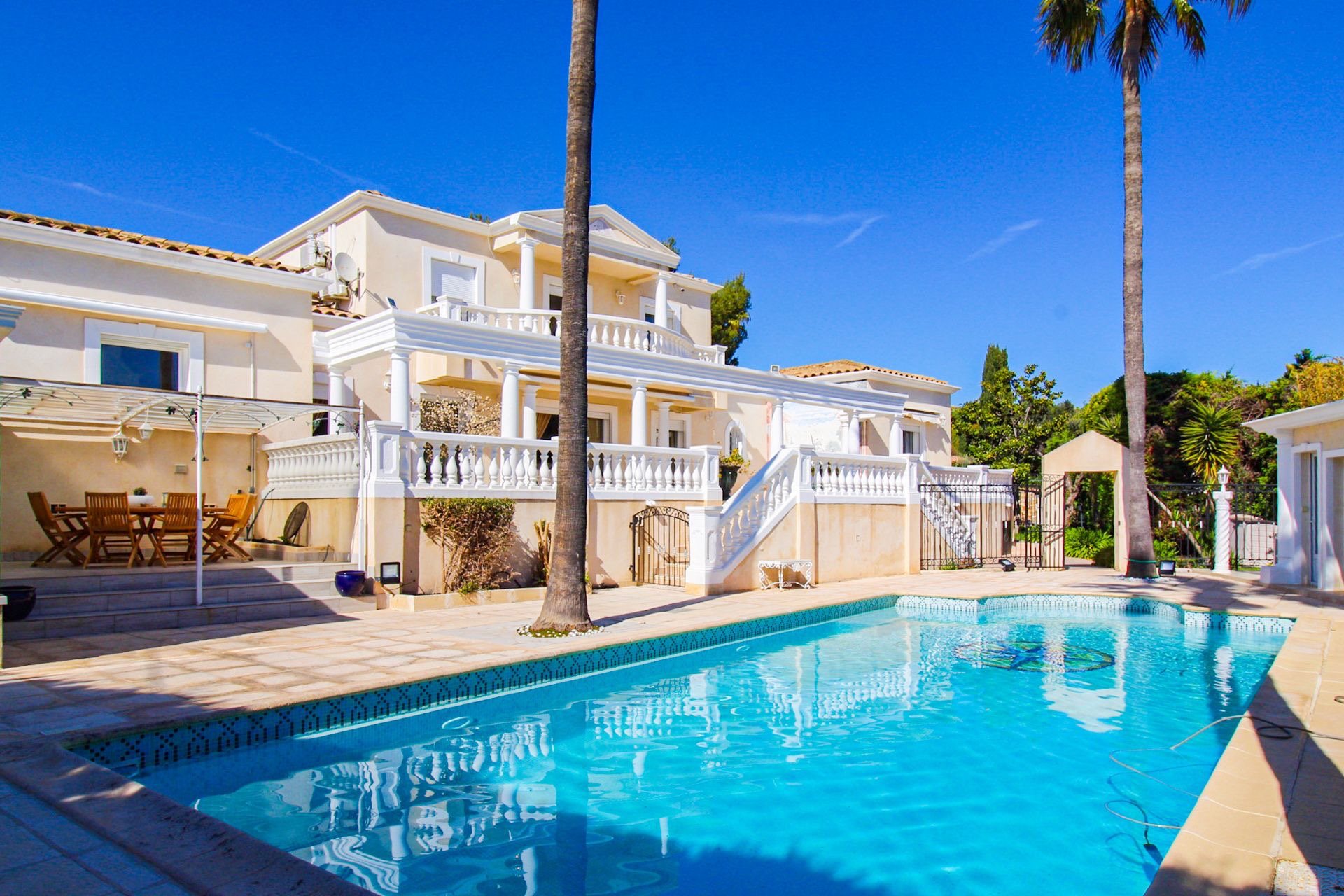 Maison à vendre, 250m², Ollioules