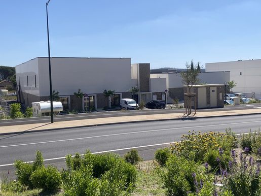 Maison 966 m² · à Cuers · 966 m² · 2 220 000 €