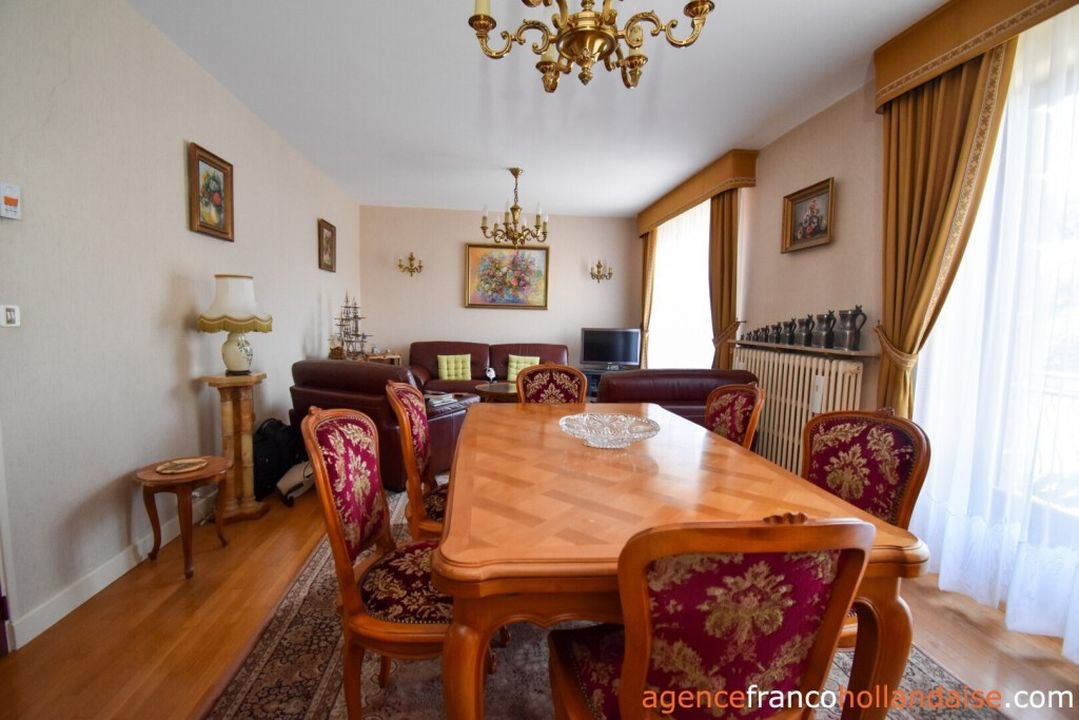 Maison à vendre, 122m², Bugeat