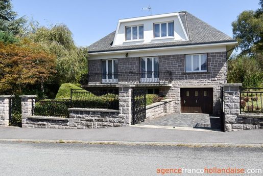 Maison 6 pièces 122 m² · à Bugeat · 122 m² · 180 000 €